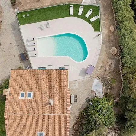 I Venti Di Molara ヴィラ *