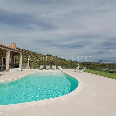 Villa I Venti Di Molara San Teodoro (Sardinia)